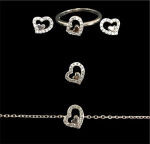 Stunning 925 sterling silver jewellery set with shining high grade cubic zircons