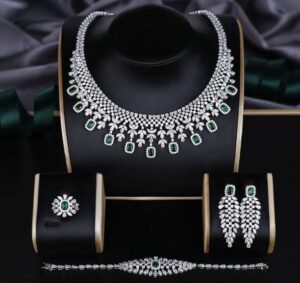 Luxurious 925 Silver wedding Jewelry Set, Sparkling with Simulated Diamonds