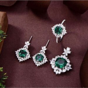 Elegant 925 Sterling Silver Pendant Set Adorned with High-Quality Cubic Zircons, Crafted to Reflect Light in Every Direction.