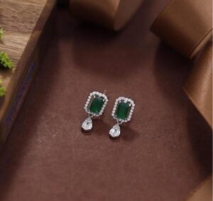 Elegant Sterling Silver earring studs, Perfectly Adorned with Sparkling Zirconias and Timeless Beauty.