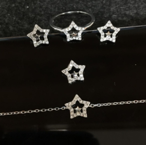 The Little Princess Jewelry set combines 925 Sterling Silver with shimmering Simulated Diamonds
