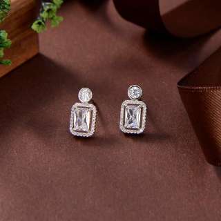 Exquisite 925 Sterling Silver Studs Featuring Radiant Simulated Diamonds