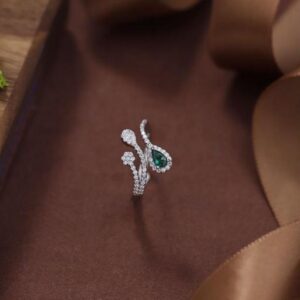 925 Sterling Silver Ring is designed with sparkling Simulated Diamonds