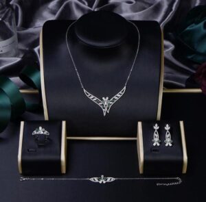 Stunning 925 Sterling Silver Full Jewelry Set, Embellished with Dazzling Simulated Diamonds