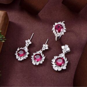 Timeless 925 Sterling Silver Pendant Set with Brilliant Cubic Zircons